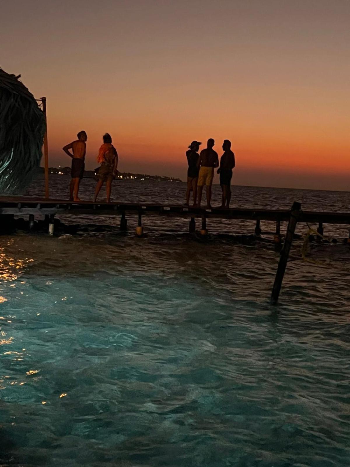 El Arca Hotell Tintipan Island Exteriör bild